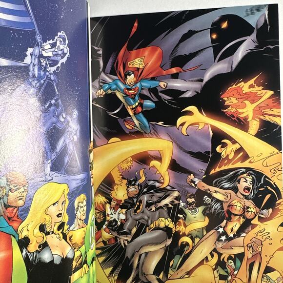 JLA Gallery DC Comic Book 1997 #1 EXCELLENT MINT - Picture 6 of 6